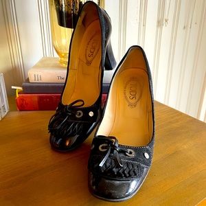 Classic patent Tod’s heels